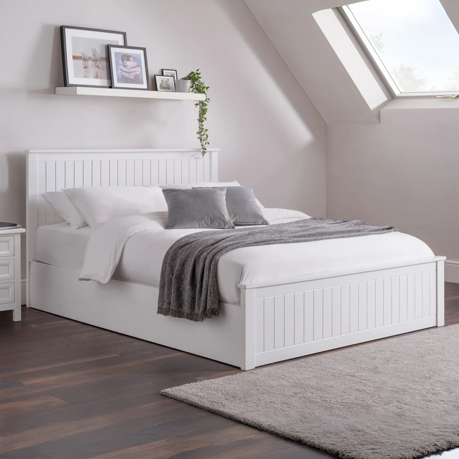 Marisol Bed Frame Kingsize Surf White Ottoman Storage