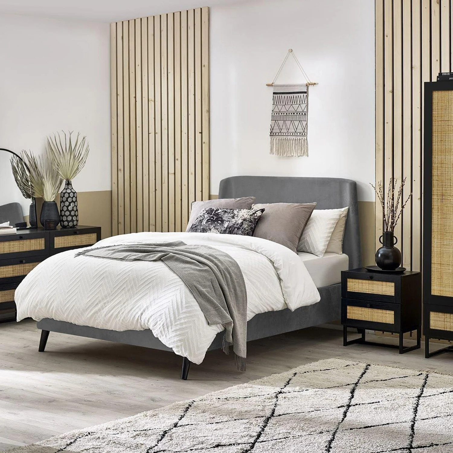 Philippa Chest Black 3 Drawer - Image 6
