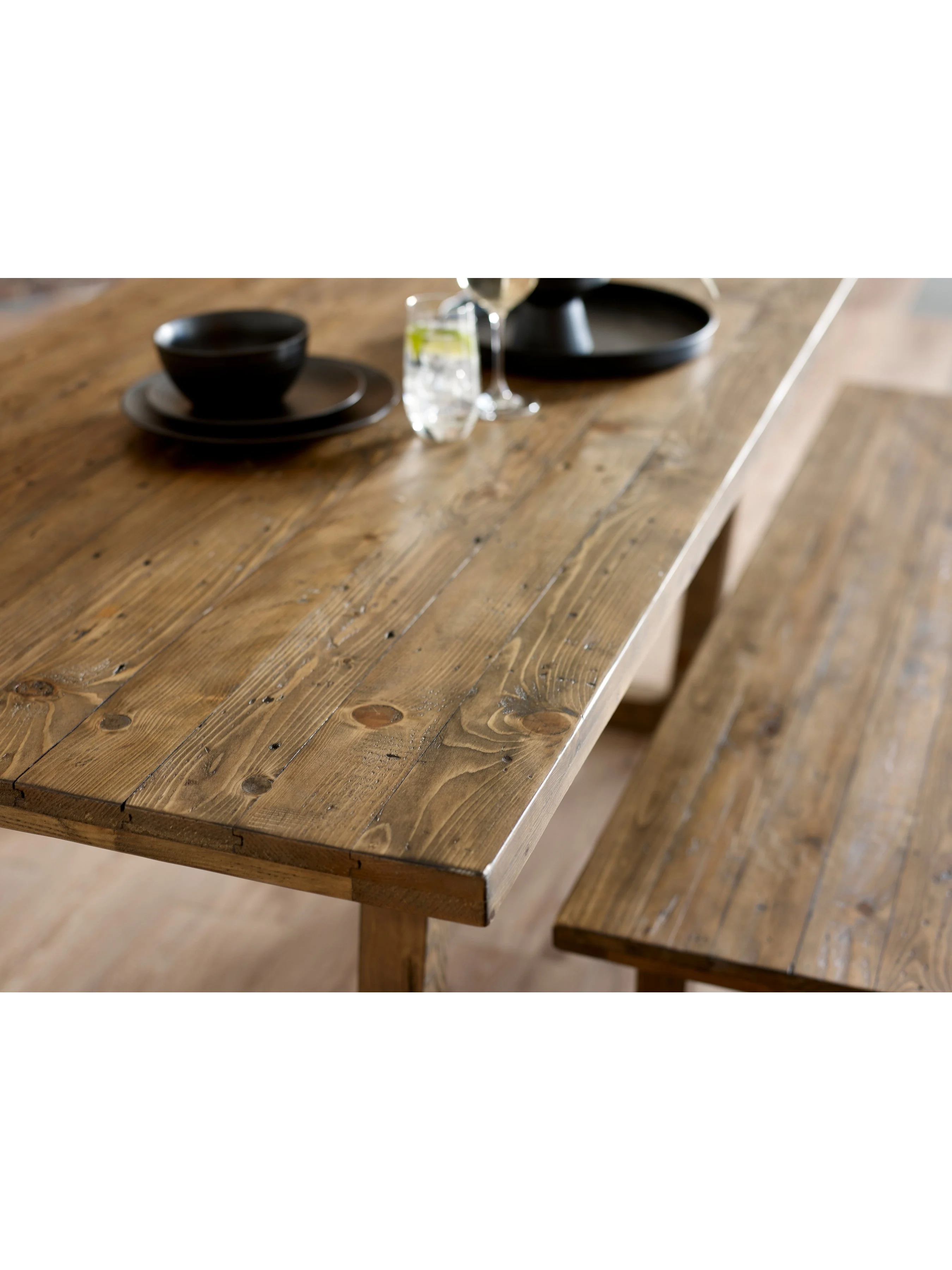 Wren Dining Table Cashew - Image 2